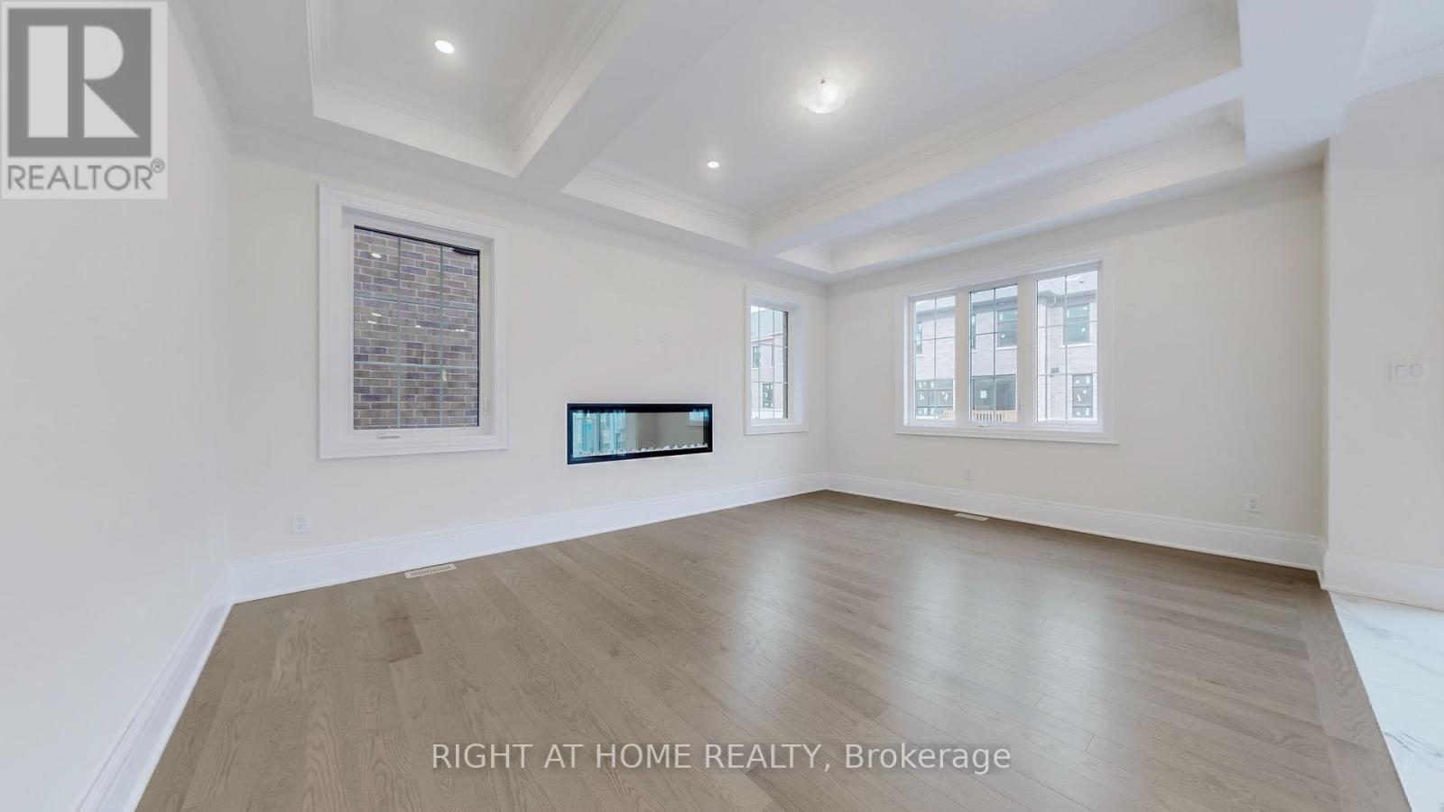 7 Adario Crescent, Vaughan, Ontario L3L 0G3 - Photo 3 - N13729866