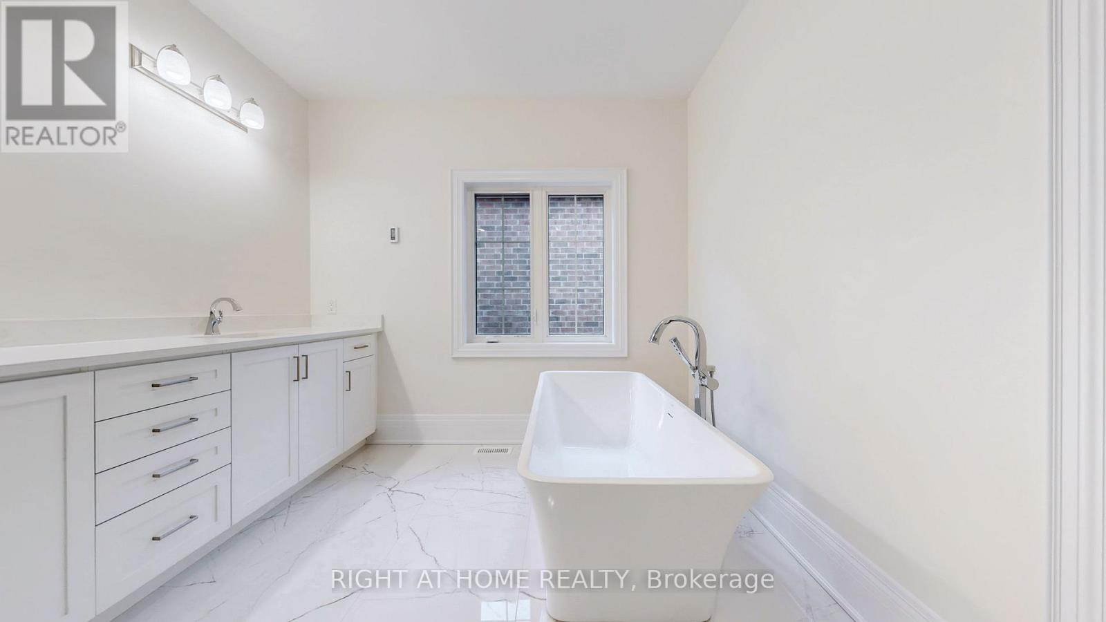 7 Adario Crescent, Vaughan, Ontario L3L 0G3 - Photo 35 - N13729866
