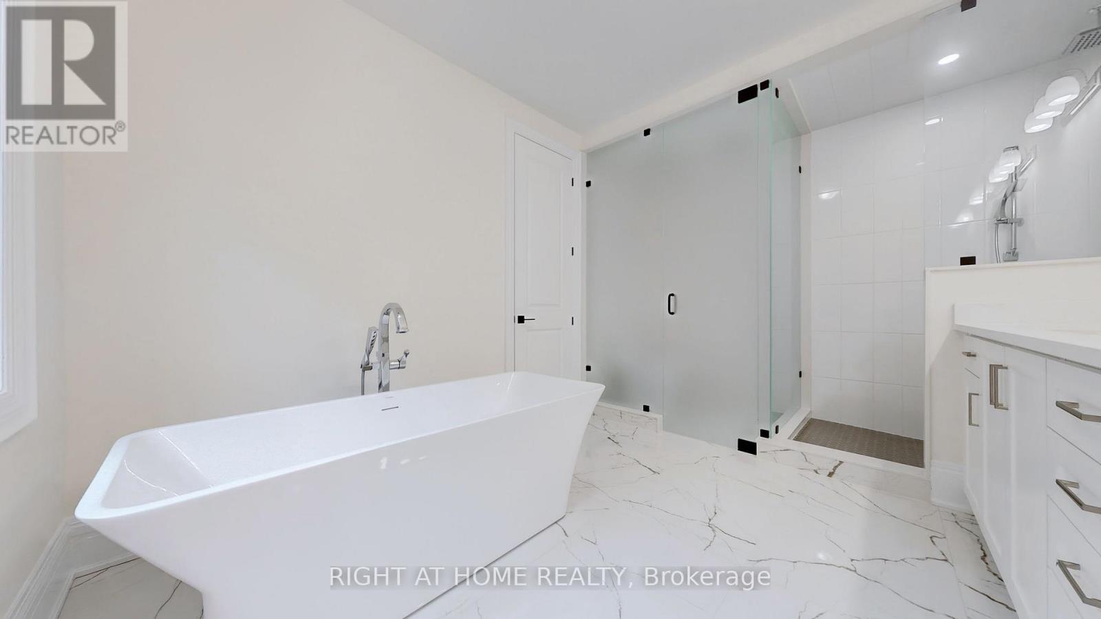 7 Adario Crescent, Vaughan, Ontario L3L 0G3 - Photo 36 - N13729866