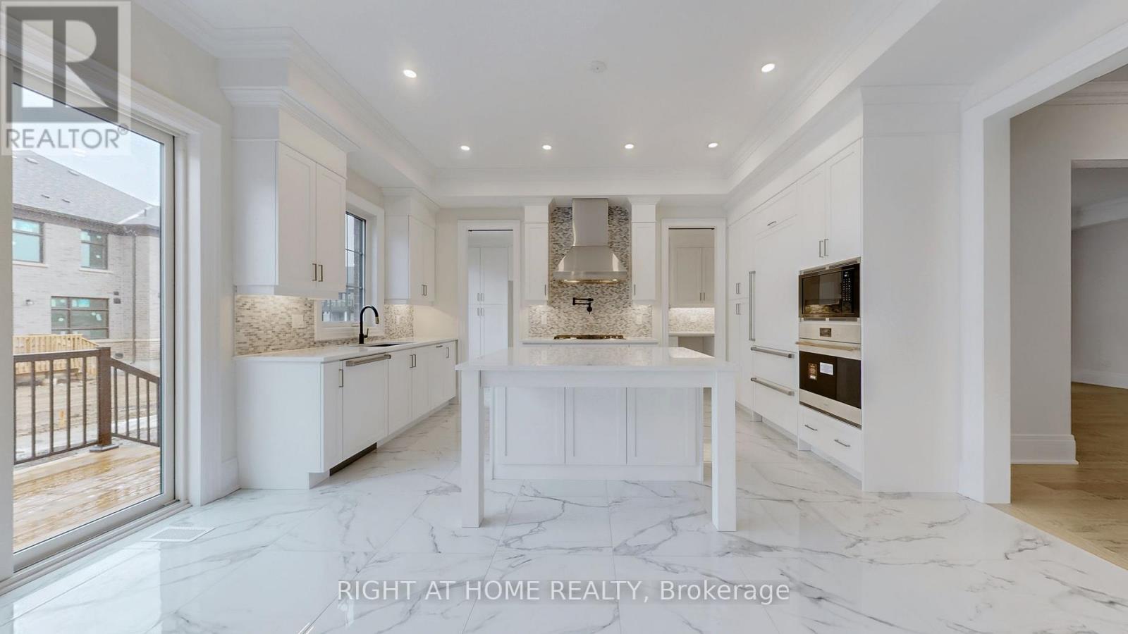 7 Adario Crescent, Vaughan, Ontario L3L 0G3 - Photo 8 - N13729866