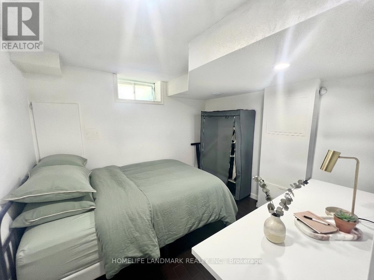 Unit B1 - 8 Baffin Court, Richmond Hill, Ontario  L4B 4J7 - Photo 7 - N13729880