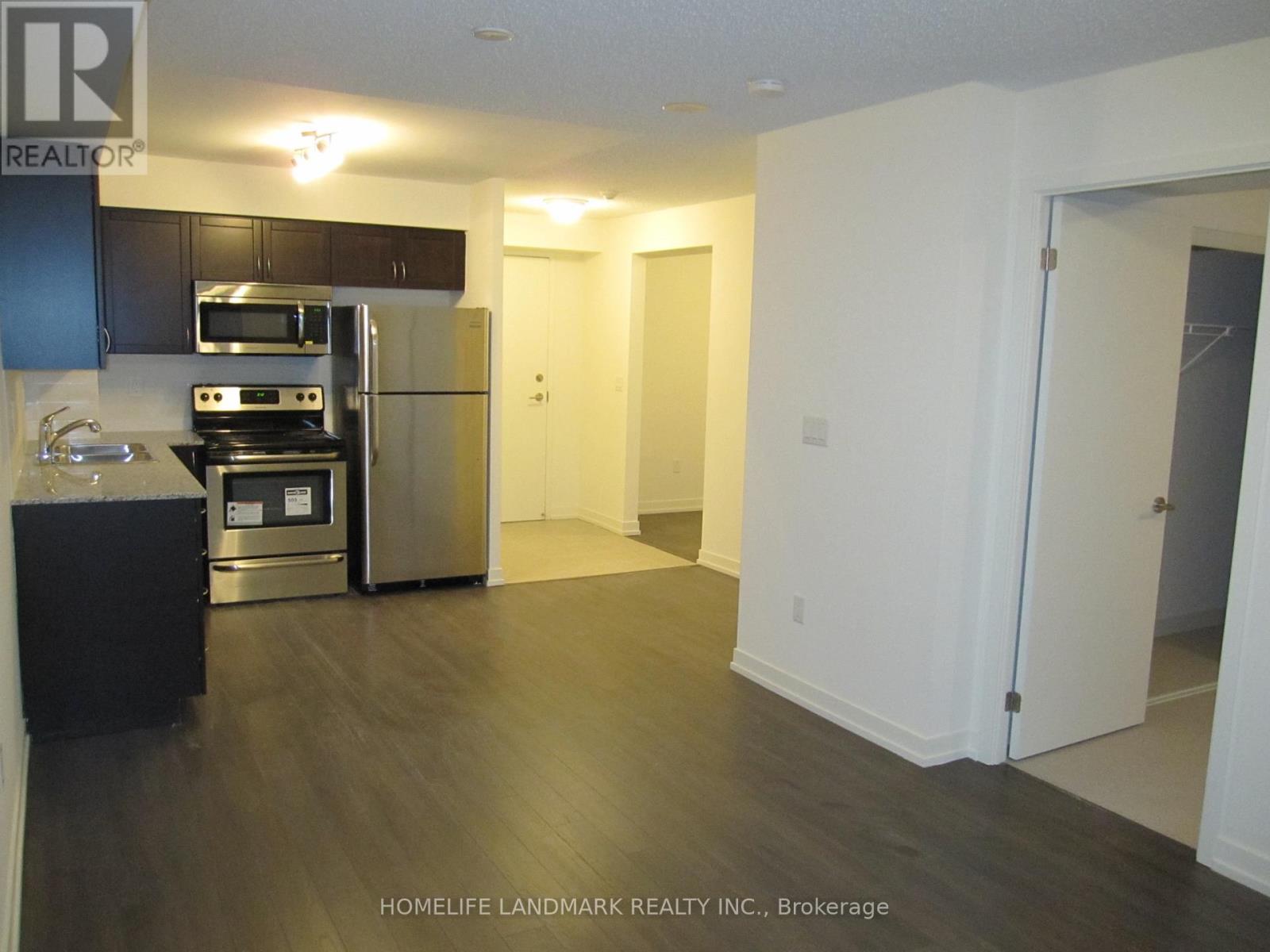 619 - 812 Lansdowne Avenue, Toronto, Ontario  M6H 4K5 - Photo 2 - W13729816