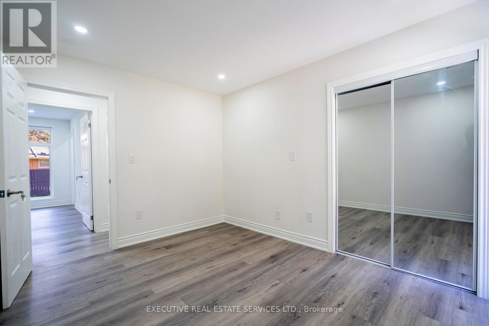 646 Sequin Crescent, Mississauga, Ontario L5H 1W5 - Photo 20 - W13729832