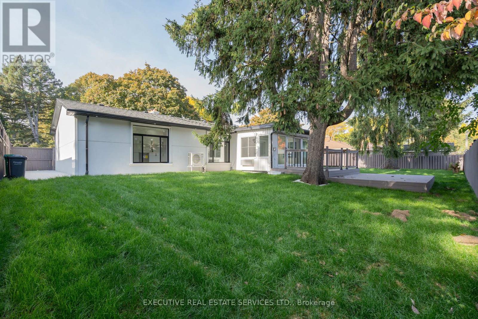 646 Sequin Crescent, Mississauga, Ontario L5H 1W5 - Photo 28 - W13729832