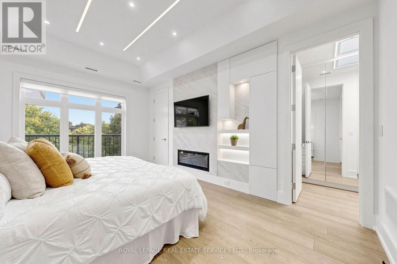 383 Melrose Avenue, Toronto, Ontario  M5M 1Z6 - Photo 19 - C13729824