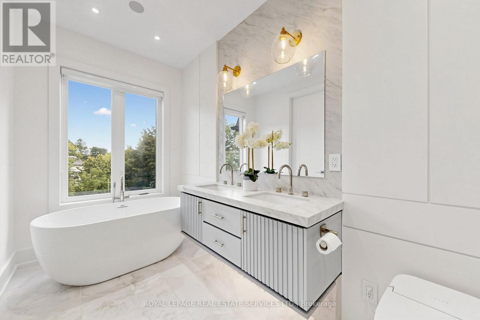 383 Melrose Avenue, Toronto, Ontario  M5M 1Z6 - Photo 22 - C13729824