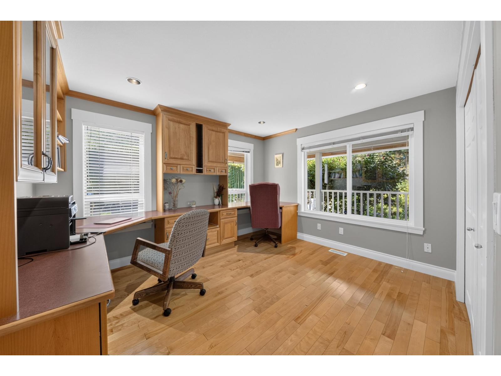 17377 28a Avenue, Surrey, British Columbia  V3Z 0E7 - Photo 7 - R3160222
