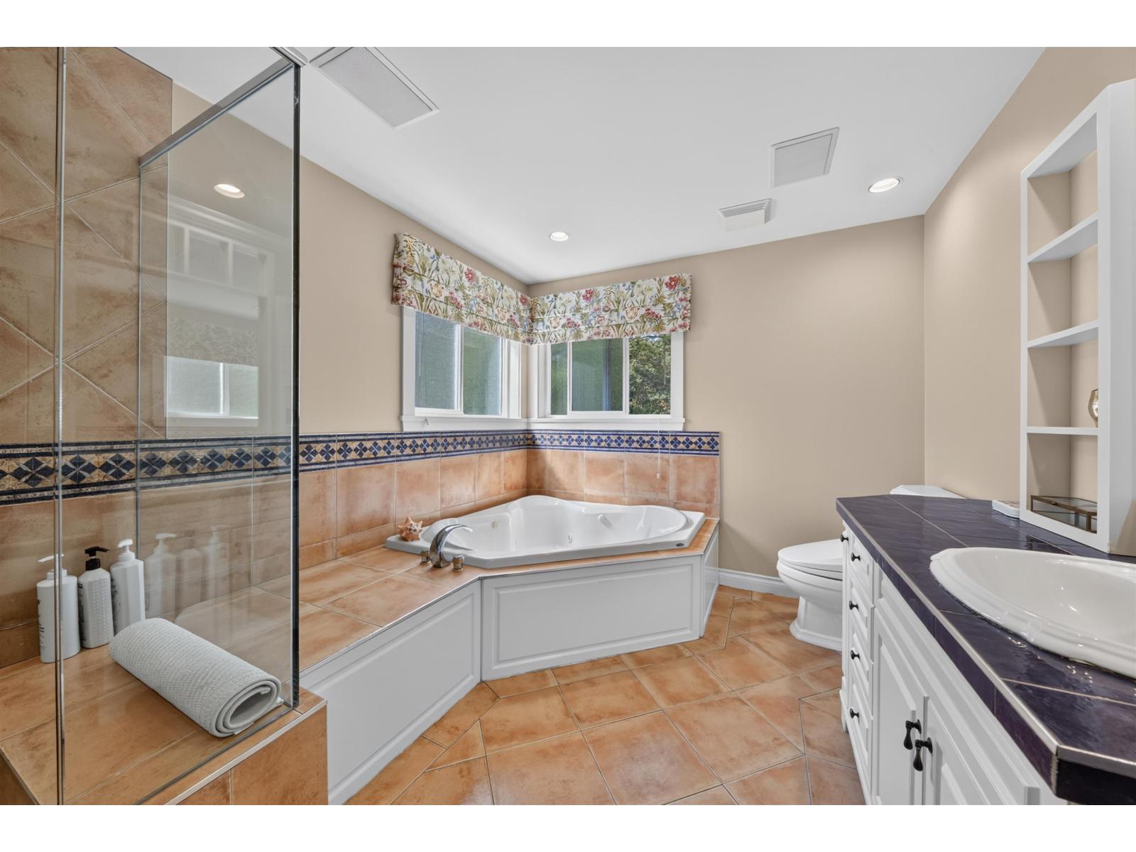 17377 28a Avenue, Surrey, British Columbia  V3Z 0E7 - Photo 27 - R3160222