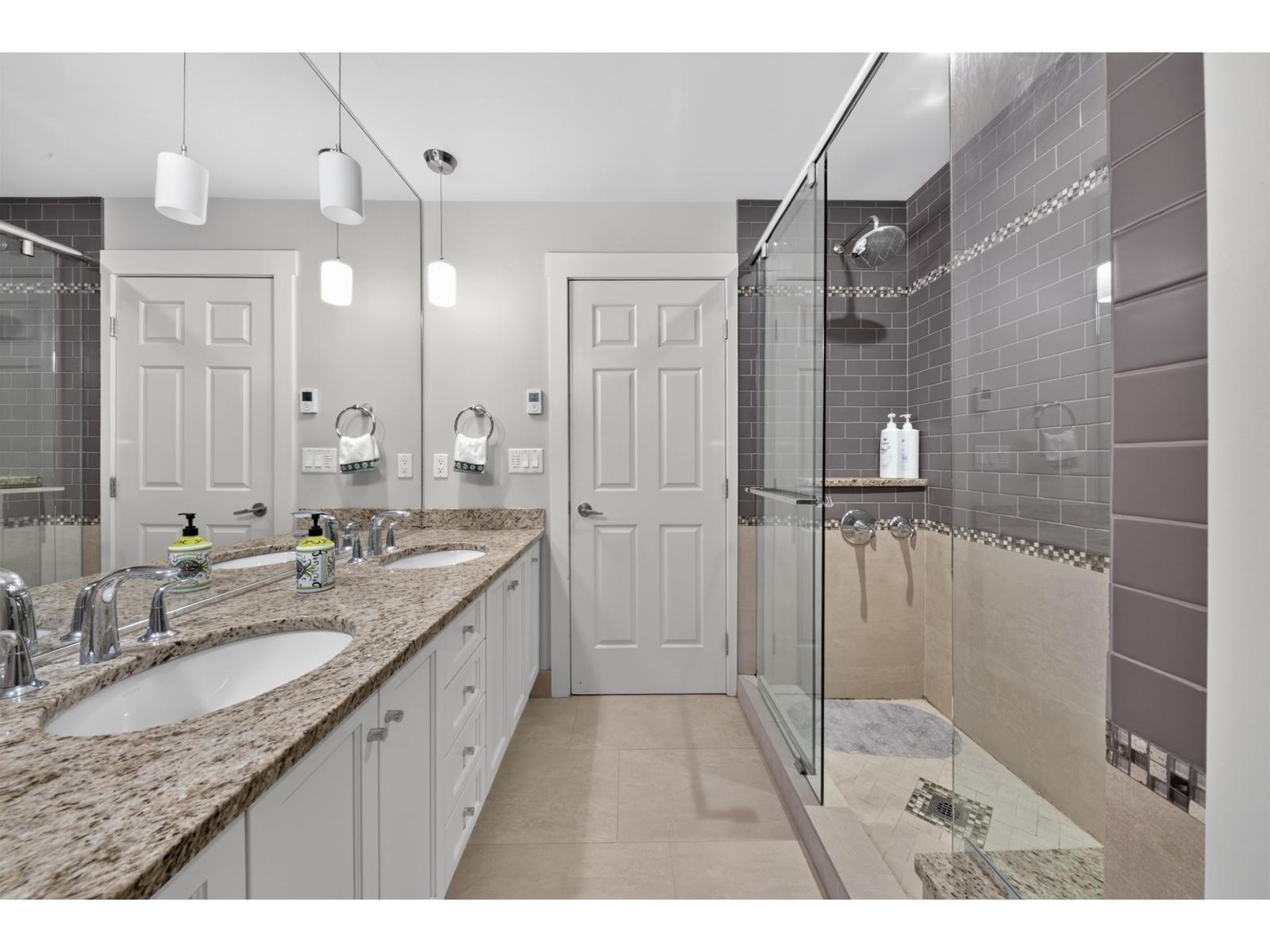 17377 28a Avenue, Surrey, British Columbia  V3Z 0E7 - Photo 22 - R3160222