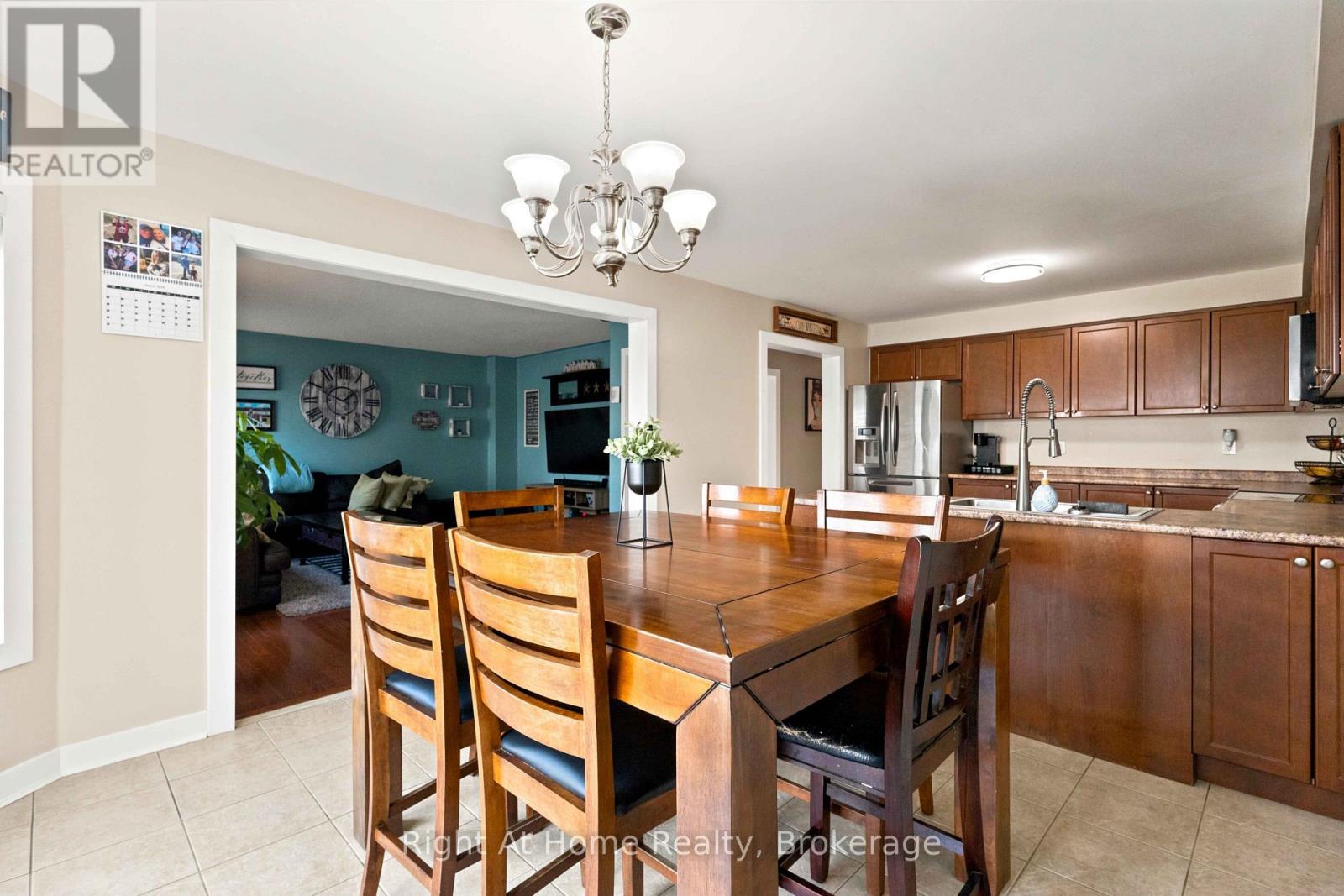 149 Dadson Drive, Clarington, Ontario  L1C 5M7 - Photo 12 - E13729946
