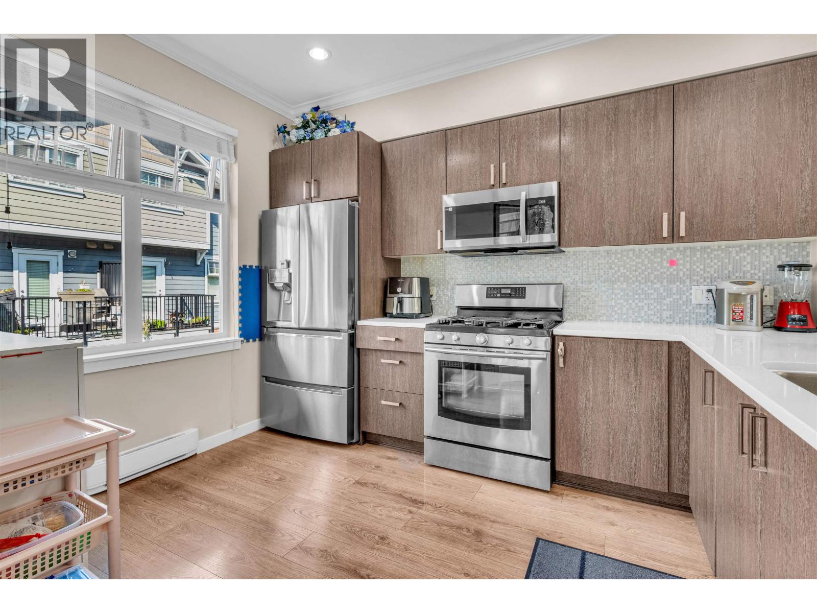 12 1135 Ewen Avenue, New Westminster, British Columbia  V3M 5E3 - Photo 6 - R3159978