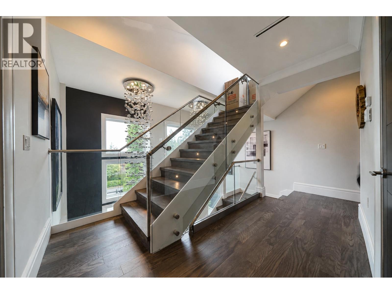 6069 Patrick Street, Burnaby, British Columbia  V5J 3B8 - Photo 16 - R3160107