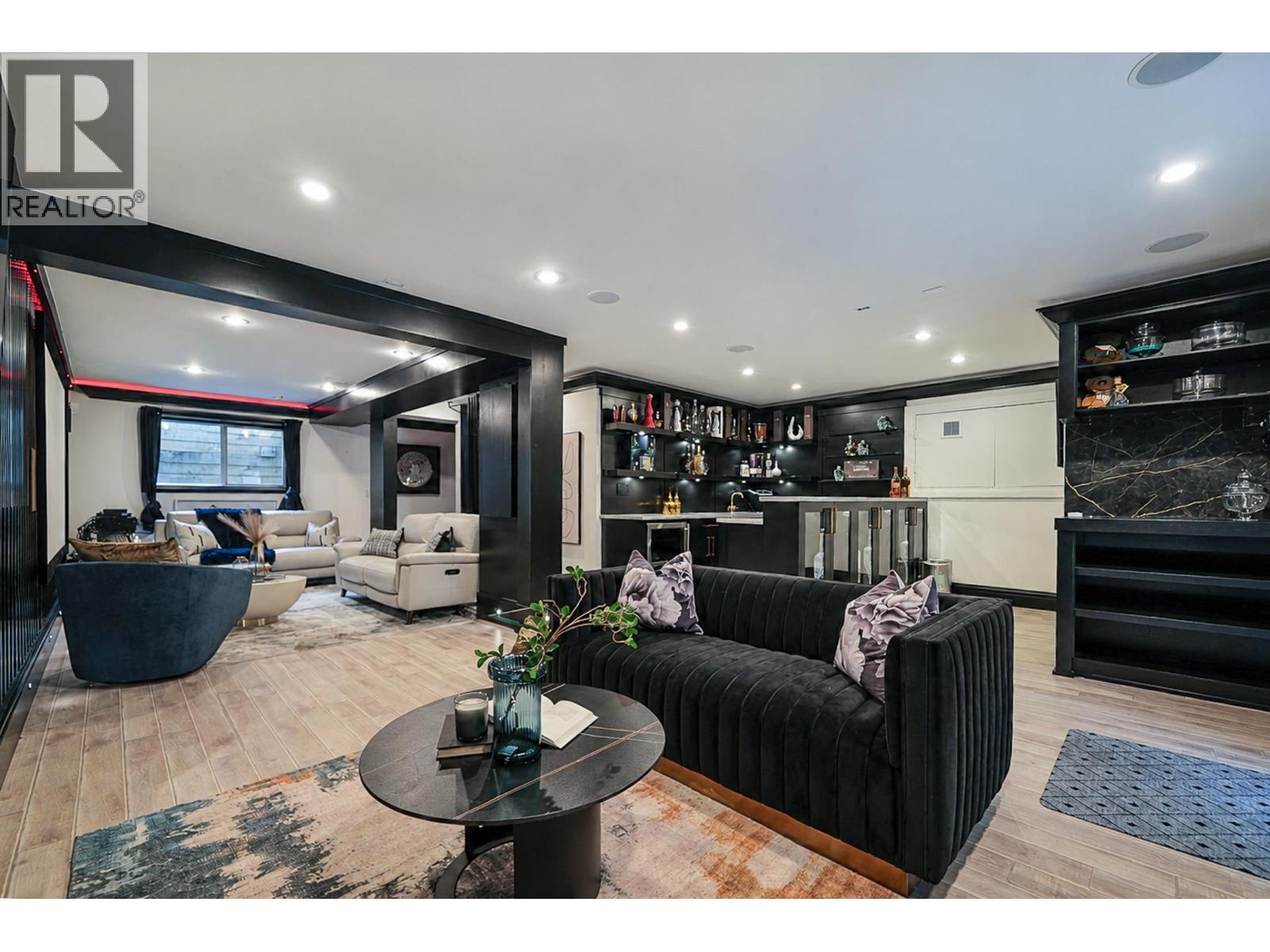 6069 Patrick Street, Burnaby, British Columbia  V5J 3B8 - Photo 28 - R3160107