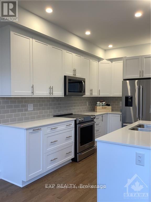 41 Moosonee Crescent, Ottawa, Ontario  K4M 0M1 - Photo 5 - X13729924