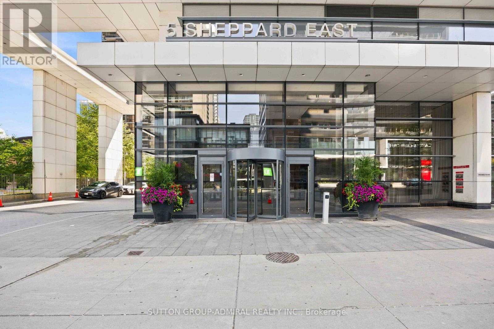 2825 - 5 Sheppard Avenue E, Toronto, Ontario M2N 0G4 - Photo 2 - C13729890