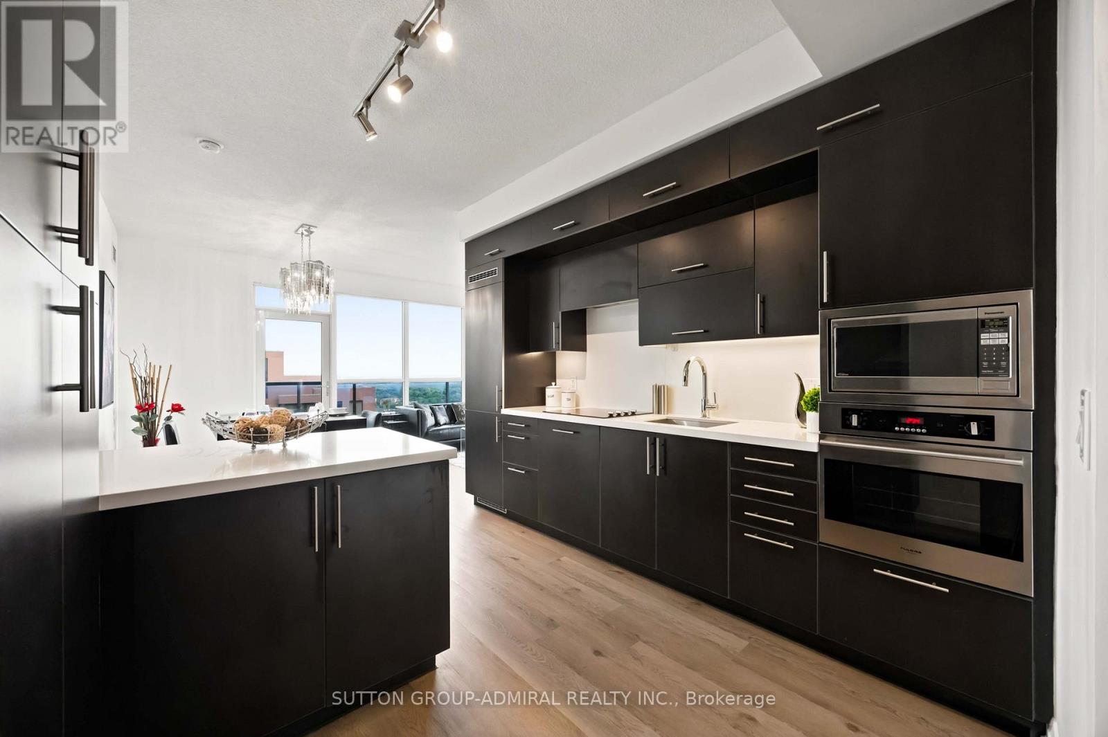 2825 - 5 Sheppard Avenue E, Toronto, Ontario M2N 0G4 - Photo 4 - C13729890