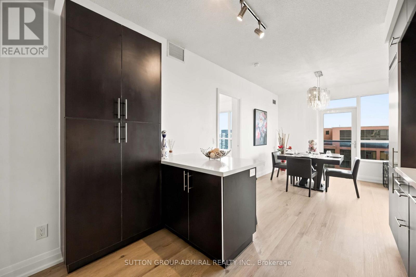 2825 - 5 Sheppard Avenue E, Toronto, Ontario M2N 0G4 - Photo 5 - C13729890