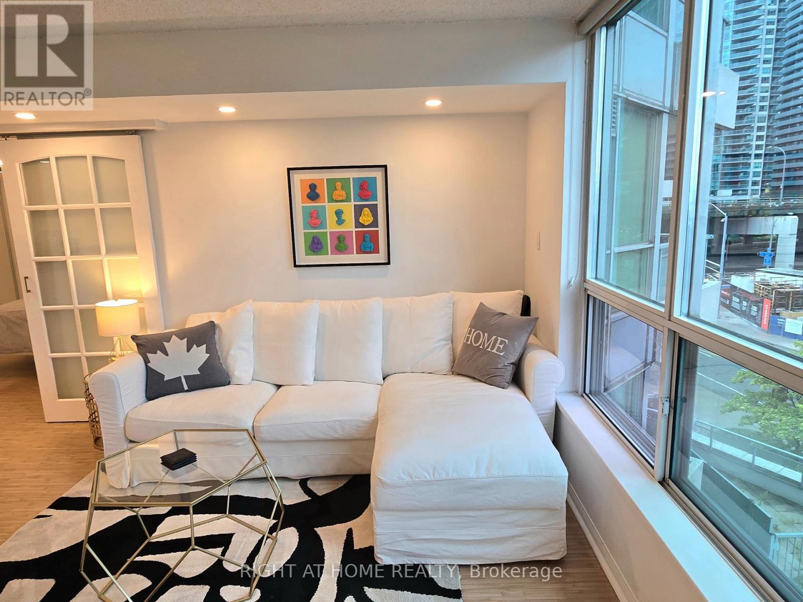506 - 228 Queens Quay W, Toronto, Ontario  M5J 2X1 - Photo 13 - C13729892