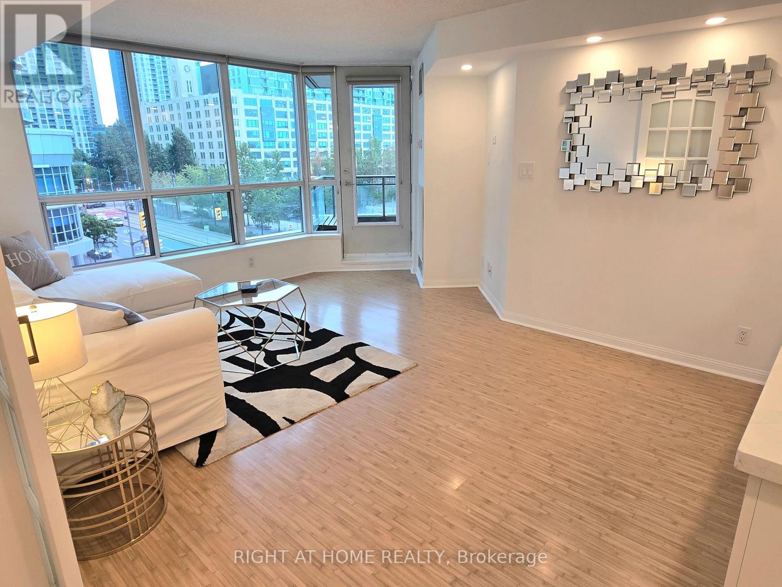 506 - 228 Queens Quay W, Toronto, Ontario  M5J 2X1 - Photo 16 - C13729892