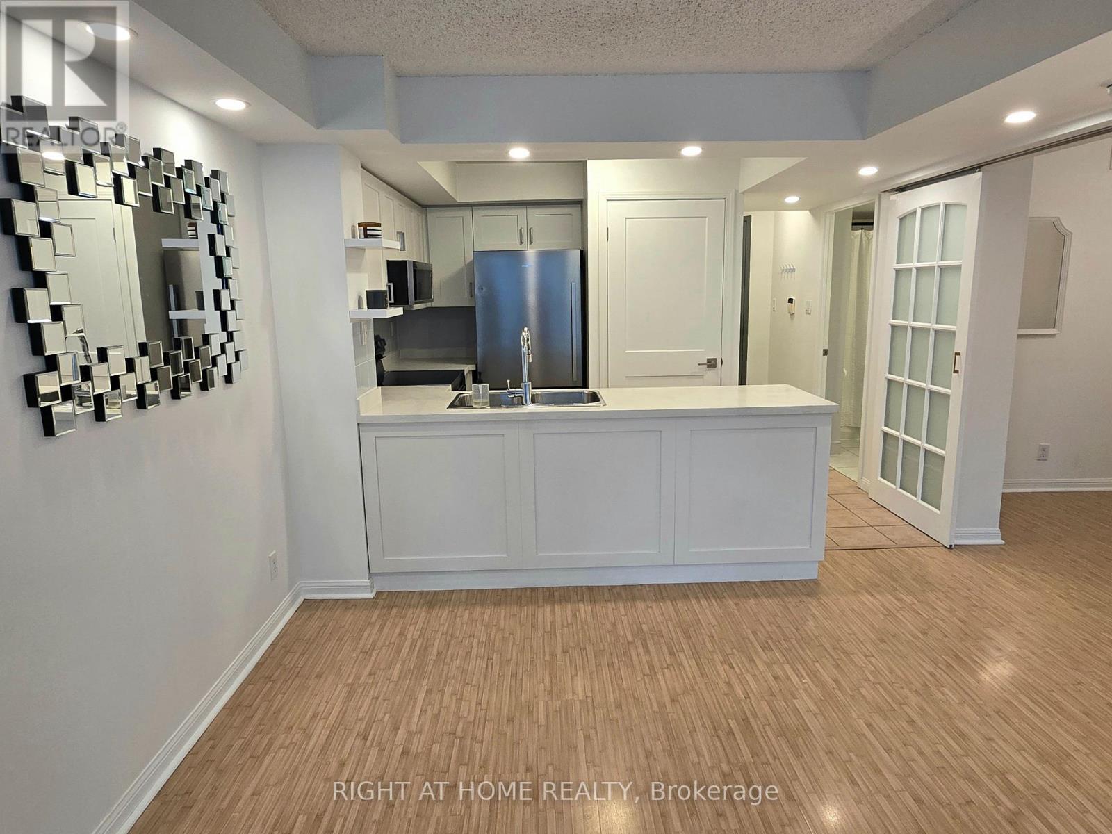 506 - 228 Queens Quay W, Toronto, Ontario  M5J 2X1 - Photo 22 - C13729892