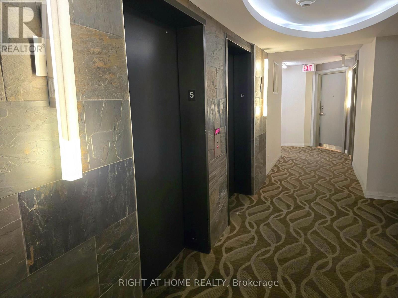 506 - 228 Queens Quay W, Toronto, Ontario  M5J 2X1 - Photo 31 - C13729892