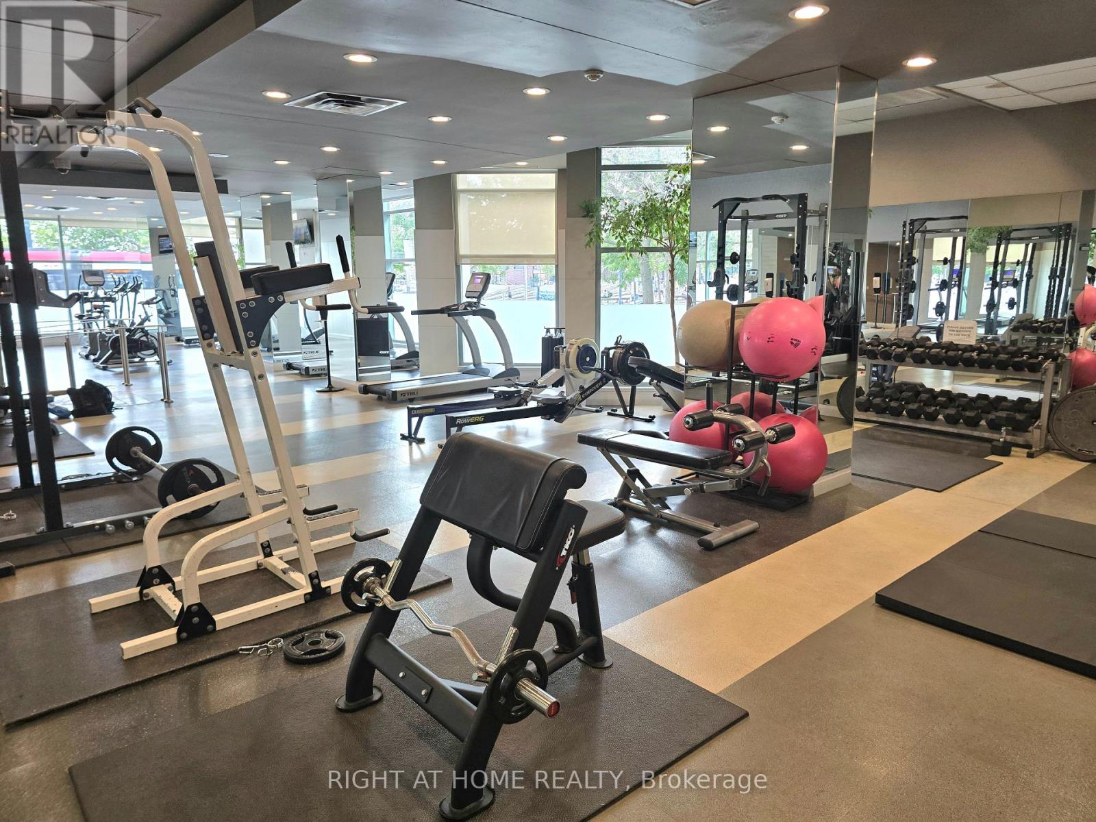 506 - 228 Queens Quay W, Toronto, Ontario  M5J 2X1 - Photo 35 - C13729892
