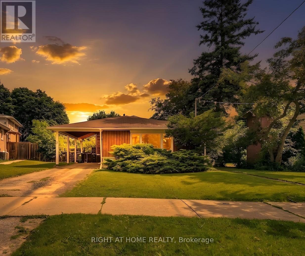 5 Clareville Crescent, Toronto, Ontario  M2J 2B9 - Photo 36 - C13729902