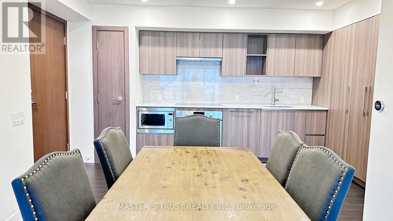 1715 - 17 Bathurst Street, Toronto, Ontario M5V 0N1 - Photo 10 - C13729928