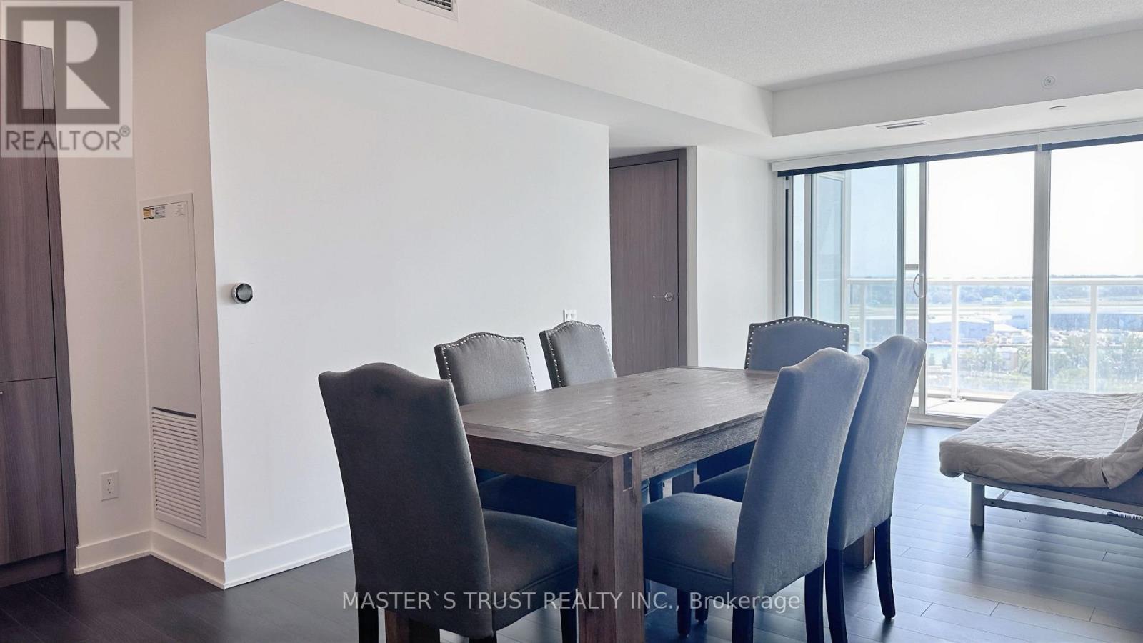 1715 - 17 Bathurst Street, Toronto, Ontario M5V 0N1 - Photo 8 - C13729928