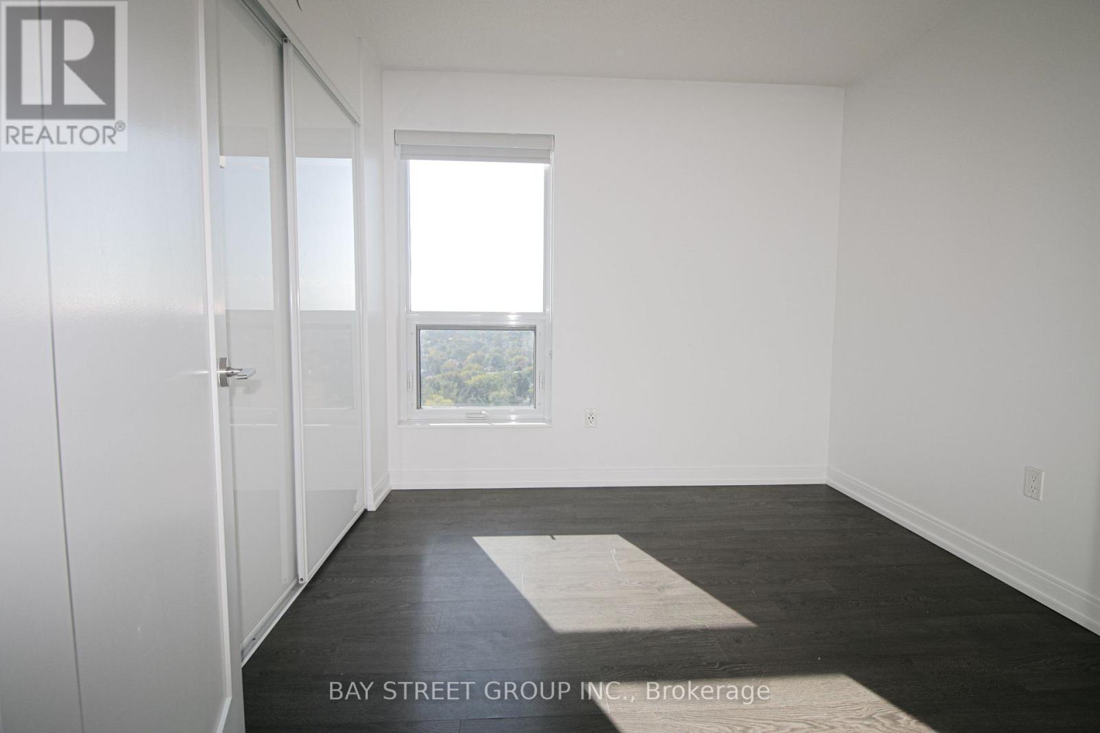2123 - 275 Village Green Square, Toronto, Ontario  M1S 0L8 - Photo 18 - E13729910