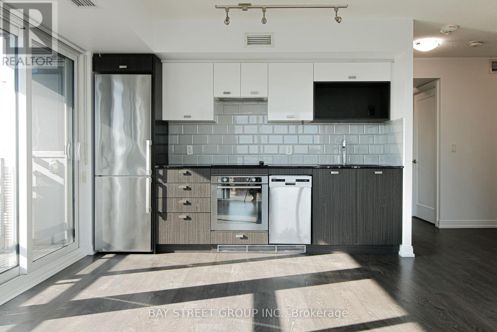 2123 - 275 Village Green Square, Toronto, Ontario  M1S 0L8 - Photo 8 - E13729910