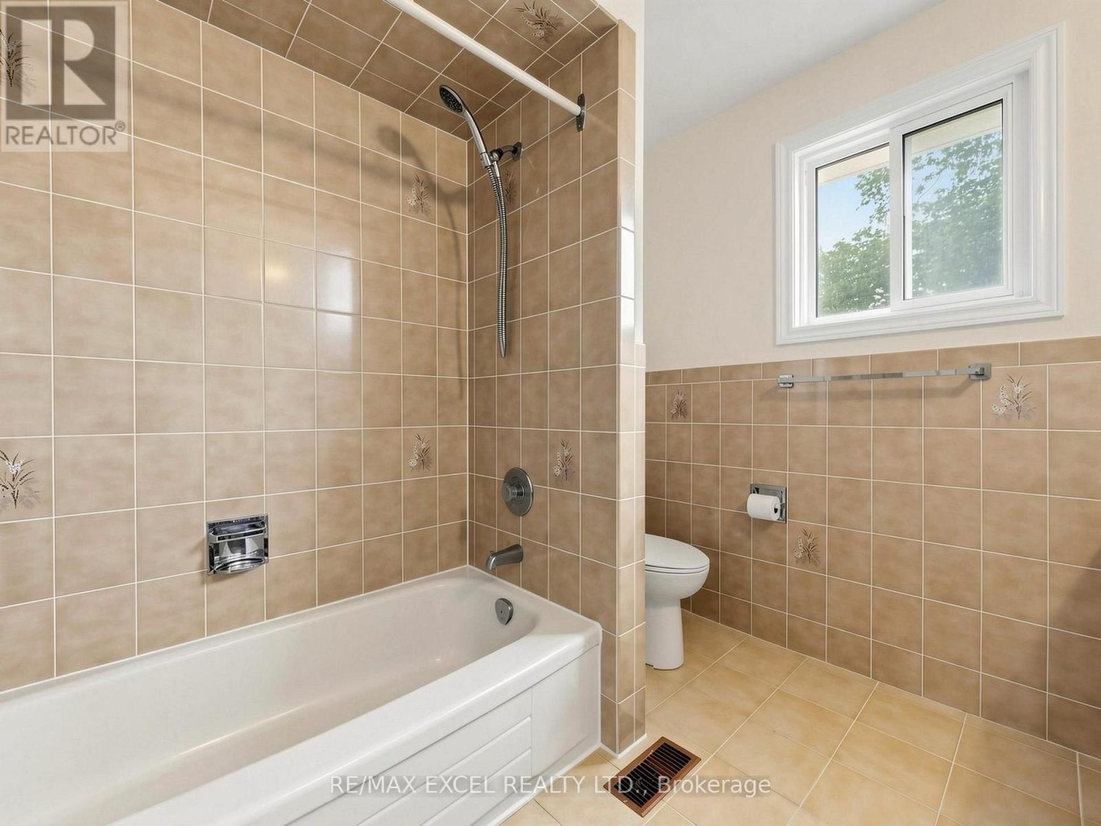 3 Lovekin Grove, Toronto, Ontario  M1T 3T5 - Photo 27 - E13729920