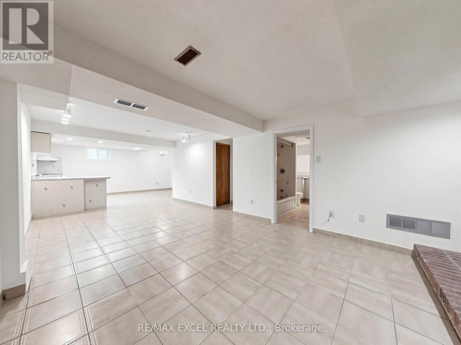 3 Lovekin Grove, Toronto, Ontario  M1T 3T5 - Photo 38 - E13729920