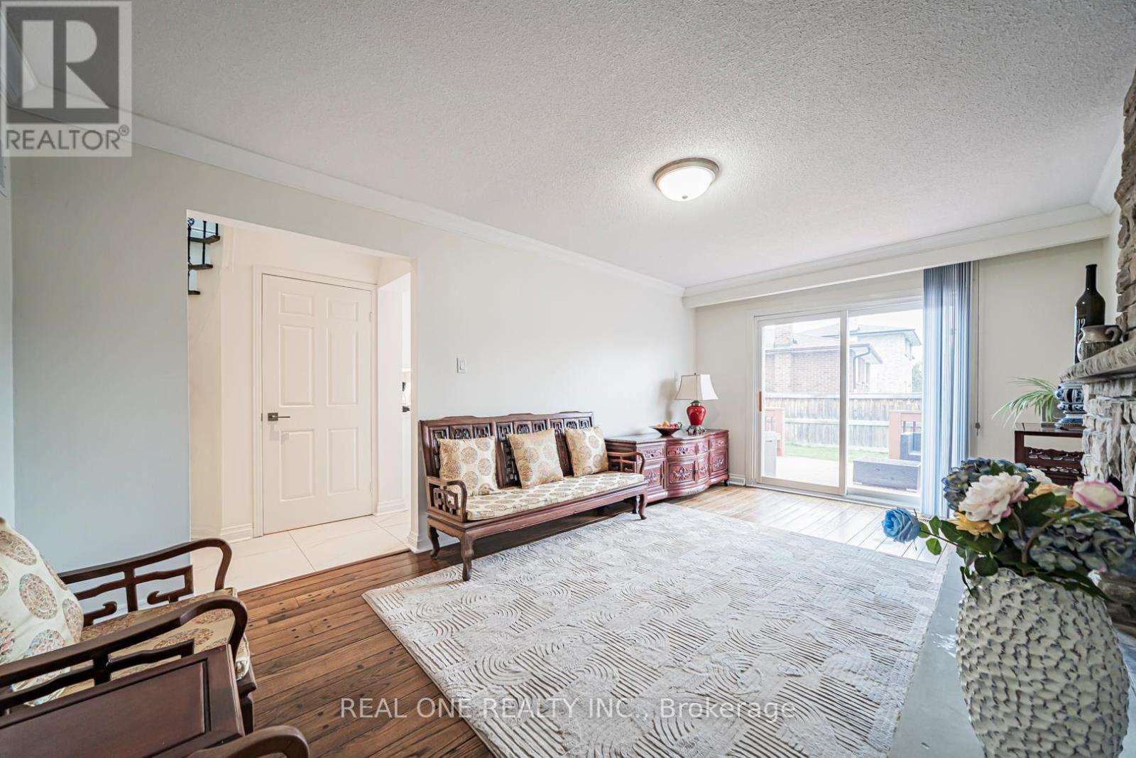 133 Risebrough Circuit, Markham, Ontario  L3R 3E1 - Photo 16 - N13729900