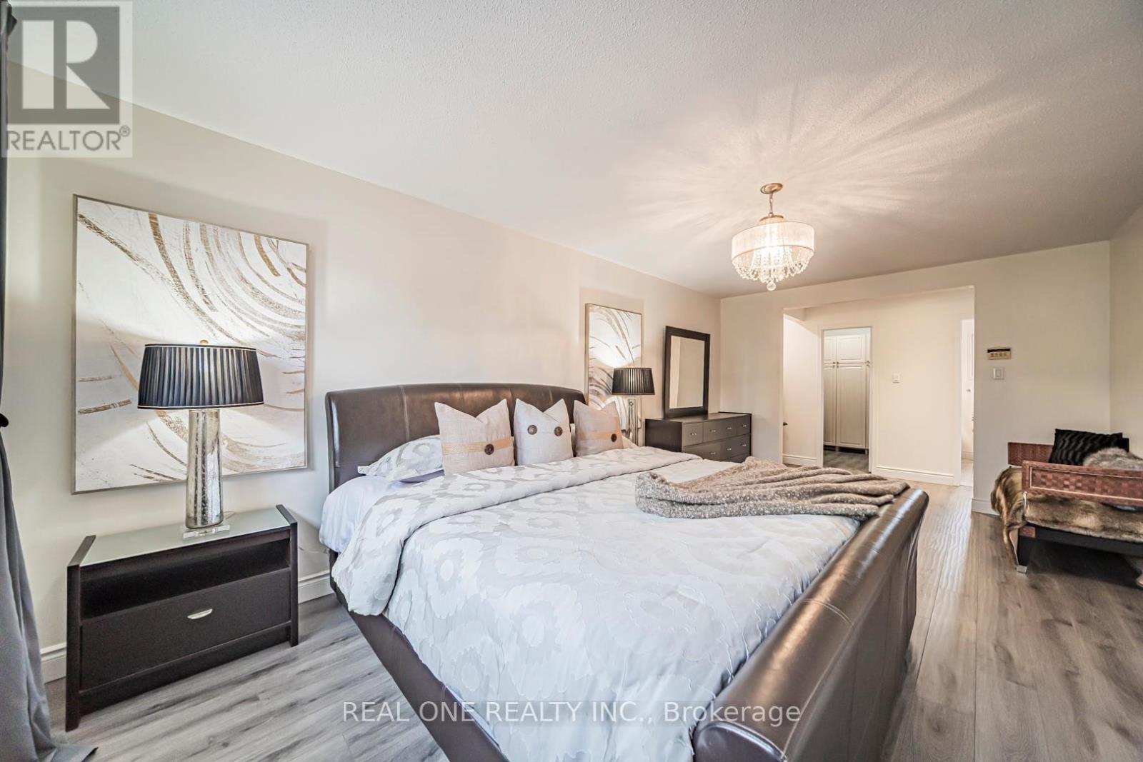 133 Risebrough Circuit, Markham, Ontario  L3R 3E1 - Photo 21 - N13729900
