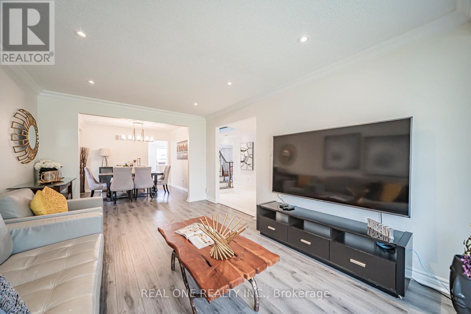 133 Risebrough Circuit, Markham, Ontario  L3R 3E1 - Photo 6 - N13729900