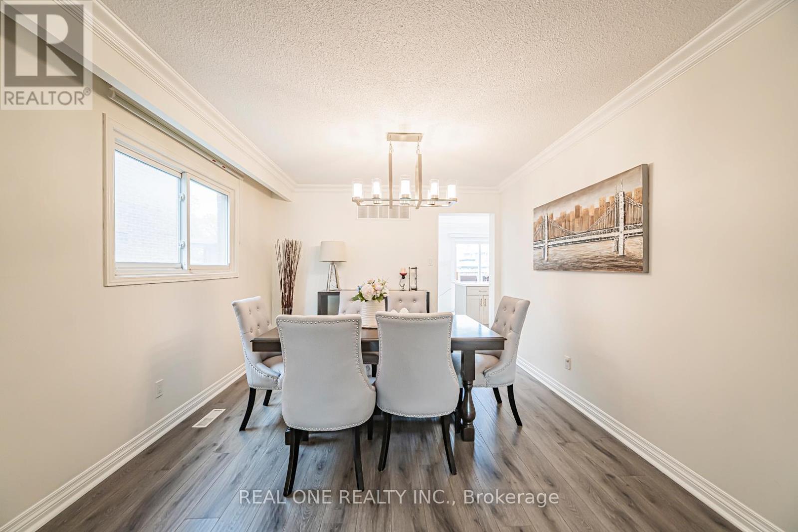 133 Risebrough Circuit, Markham, Ontario  L3R 3E1 - Photo 8 - N13729900