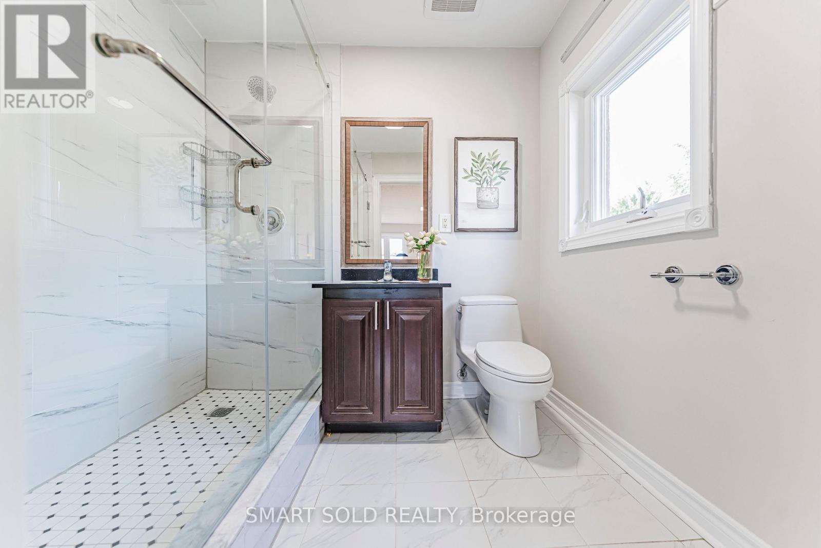 103 Elmwood Avenue, Richmond Hill, Ontario  L4C 1K7 - Photo 23 - N13729922