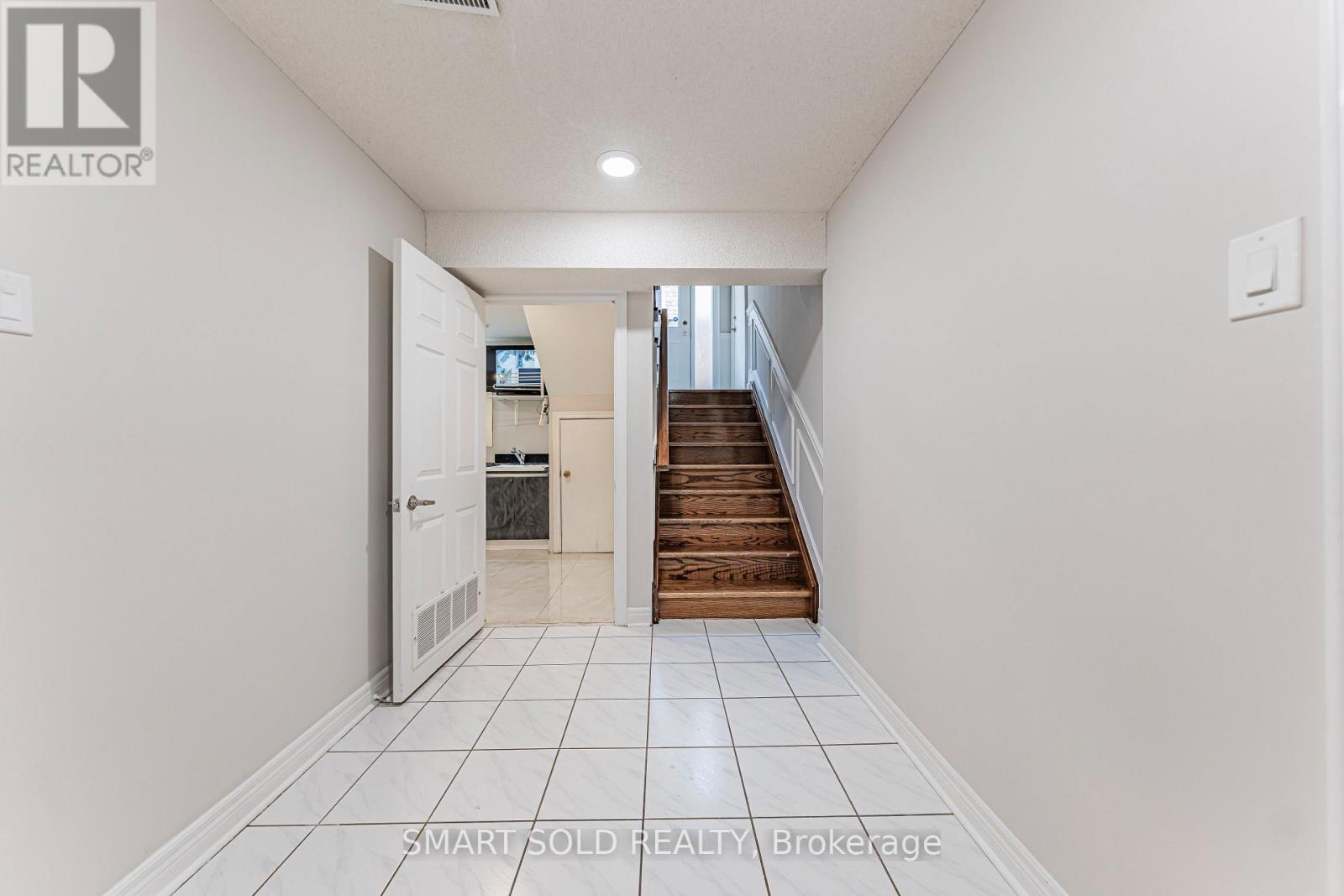 103 Elmwood Avenue, Richmond Hill, Ontario  L4C 1K7 - Photo 28 - N13729922