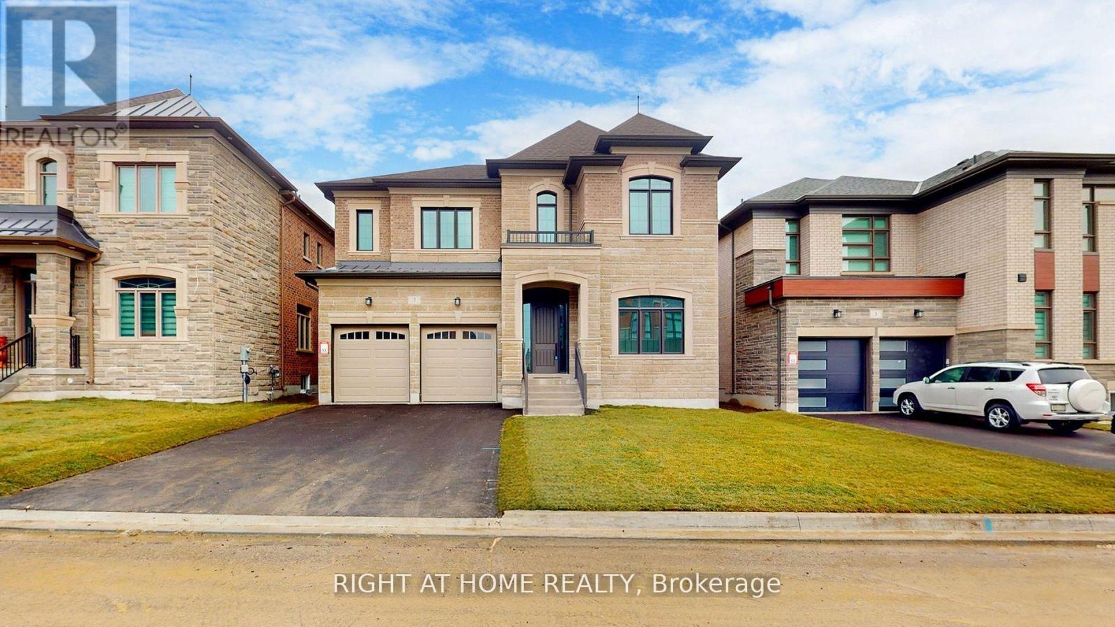 7 ADARIO CRESCENT, Vaughan, Ontario