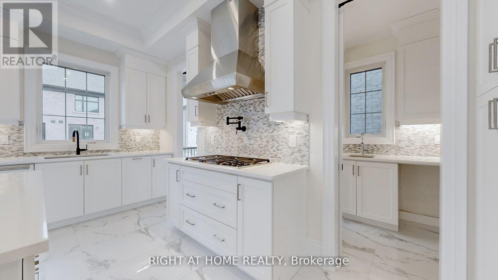 7 Adario Crescent, Vaughan, Ontario  L3L 0G3 - Photo 7 - N13729926