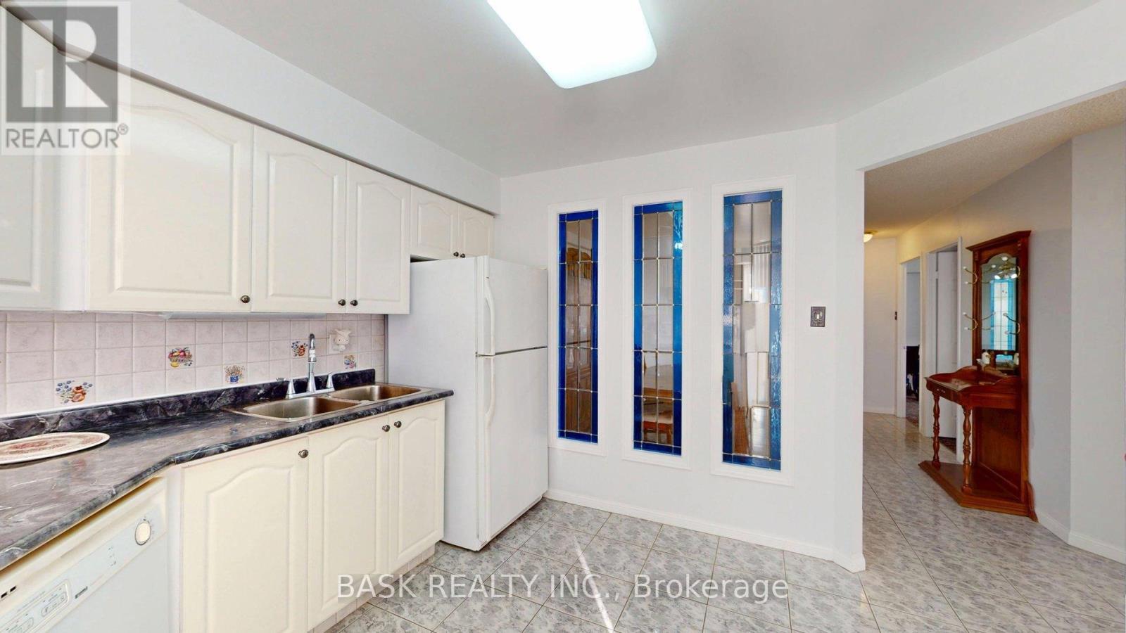 907 - 12 Laurelcrest Street, Brampton, Ontario  L6S 5Y4 - Photo 10 - W13729908