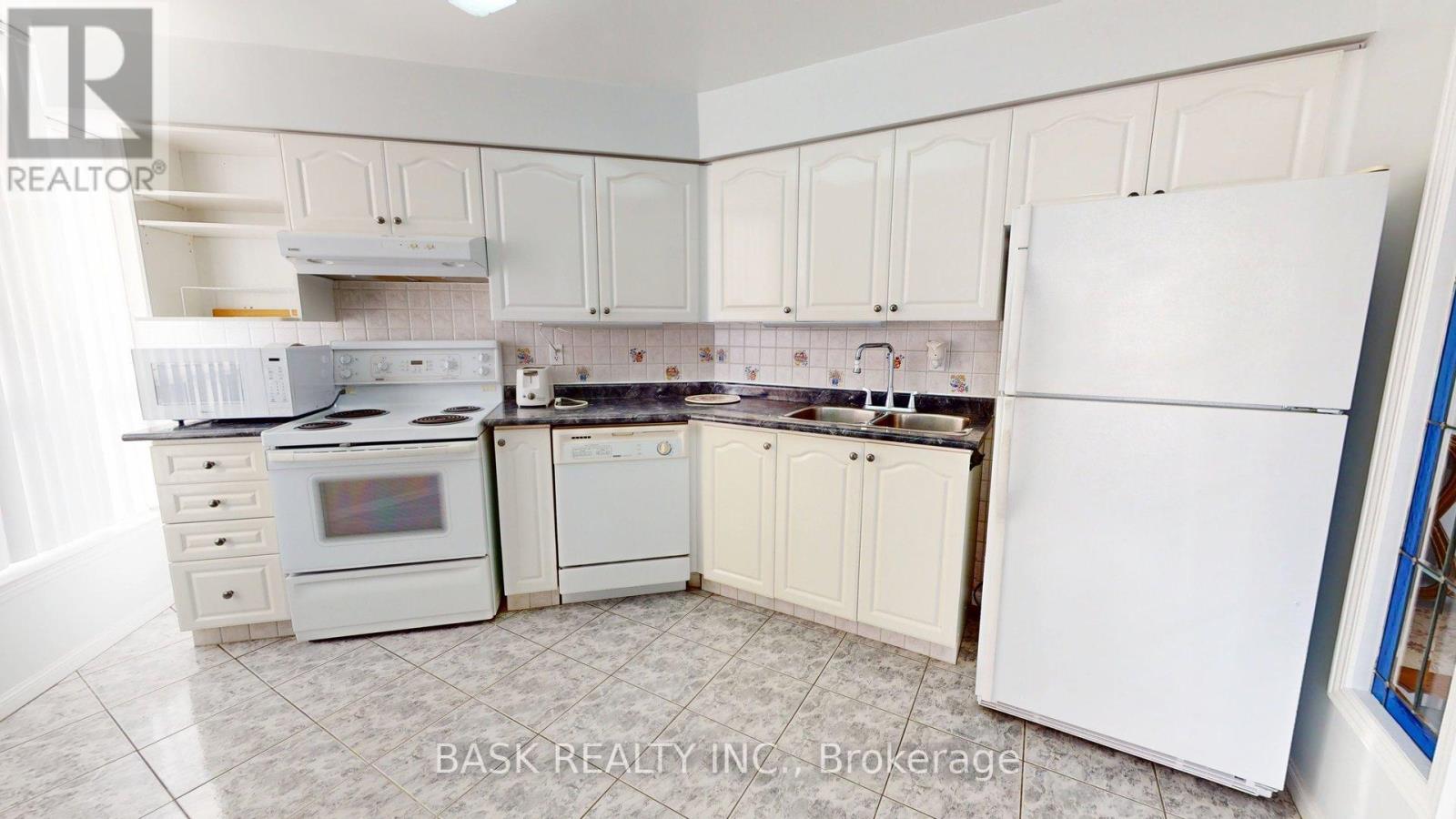907 - 12 Laurelcrest Street, Brampton, Ontario  L6S 5Y4 - Photo 9 - W13729908