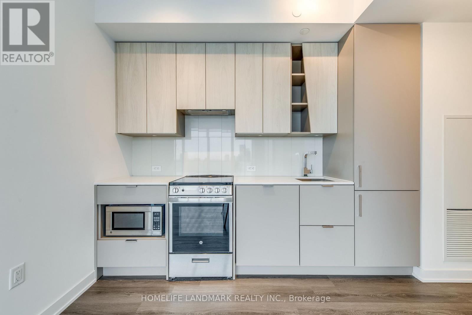2304 - 3883 Quartz Road, Mississauga, Ontario  L5B 0M4 - Photo 6 - W13729948