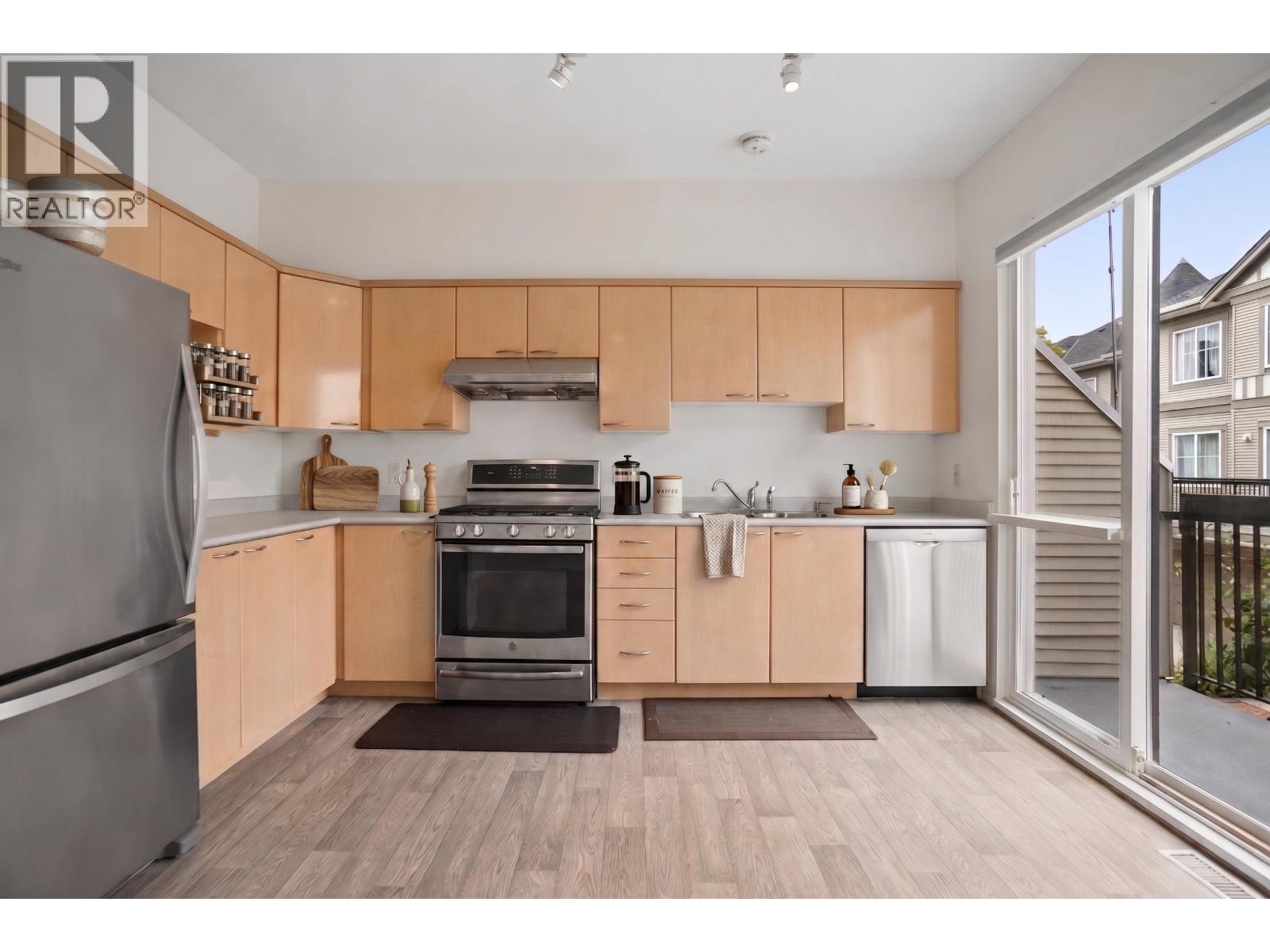 140 3880 Westminster Highway, Richmond, British Columbia  V7C 5S1 - Photo 3 - R3160240