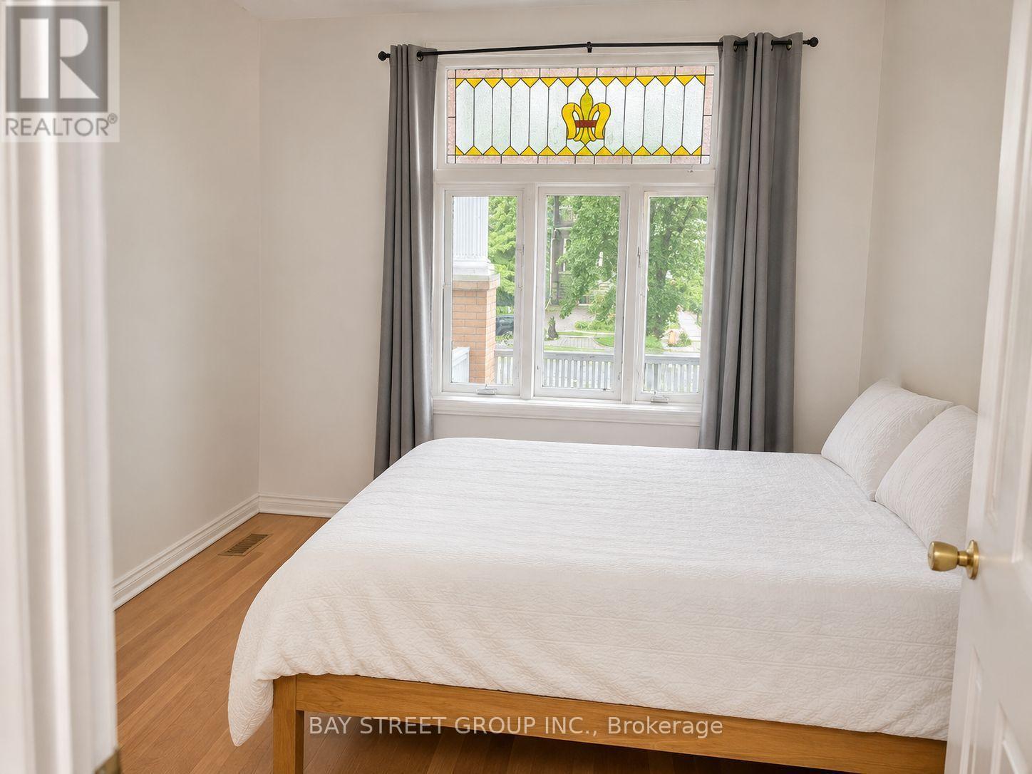 586 Huron Street, Toronto, Ontario  M5R 2R7 - Photo 5 - C13725768