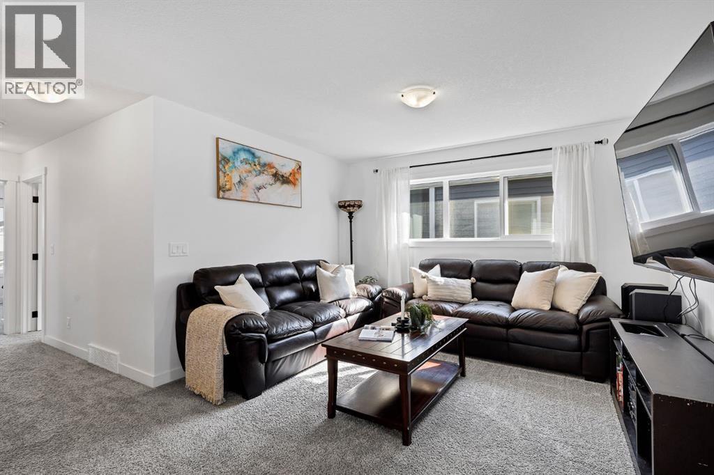 223 Chelsea Heath, Chestermere, Alberta  T1X 2N5 - Photo 21 - A2341272