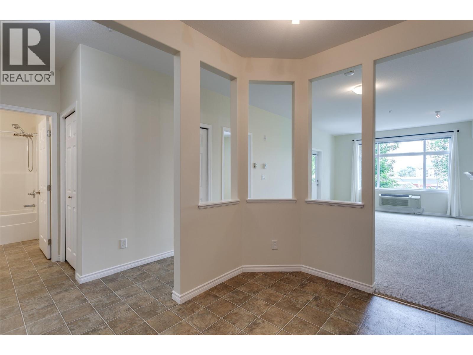 1235 Klo Road Unit# 201, Kelowna, British Columbia  V1W 3N7 - Photo 42 - 10392870