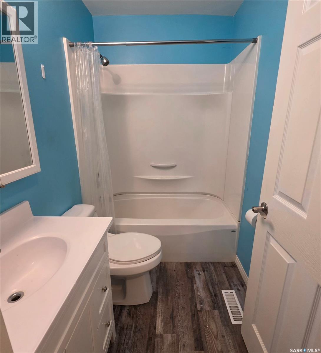 327 1st Avenue Nw, Preeceville, Saskatchewan  S0A 3B0 - Photo 19 - SK047110