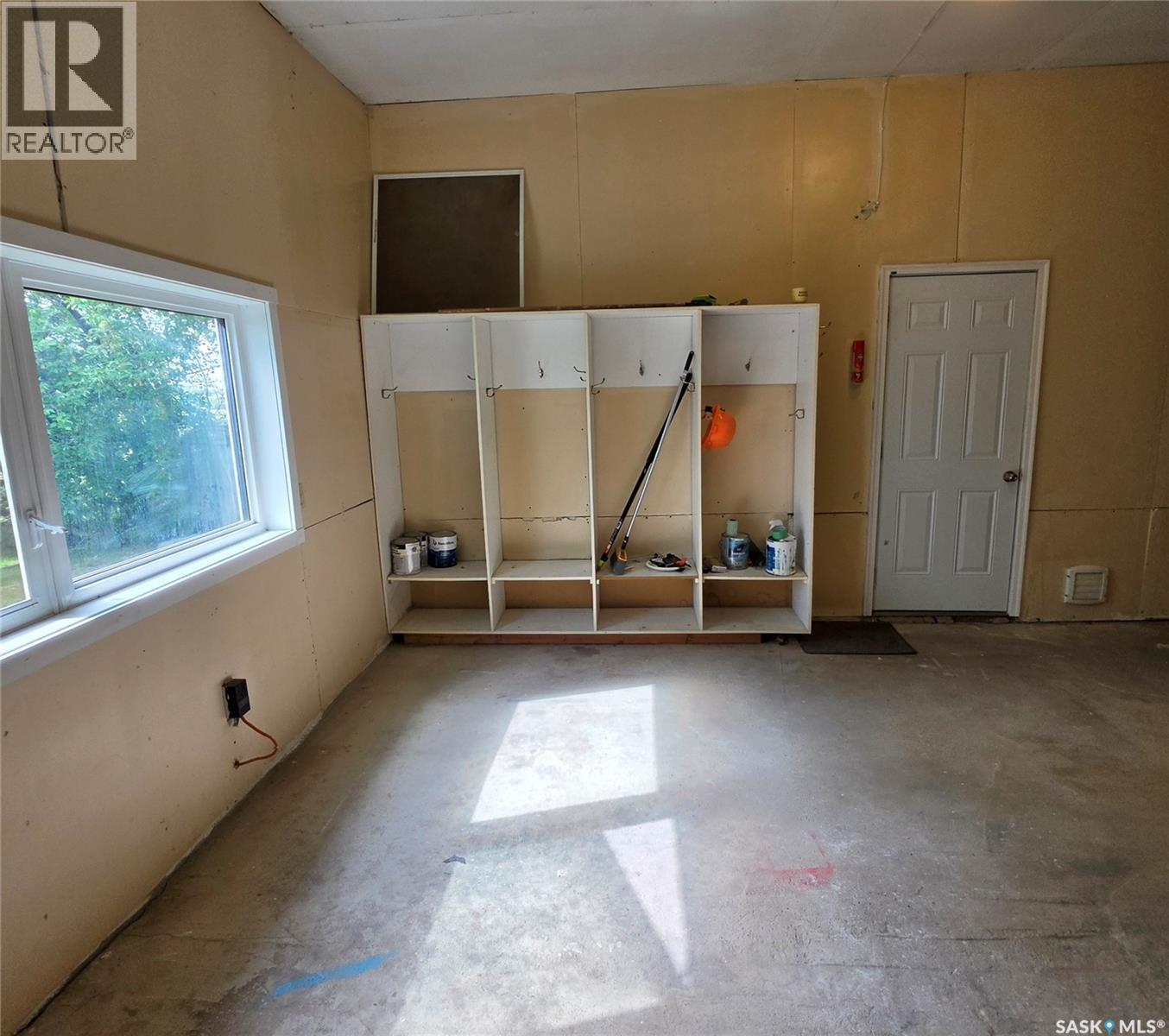 327 1st Avenue Nw, Preeceville, Saskatchewan  S0A 3B0 - Photo 39 - SK047110